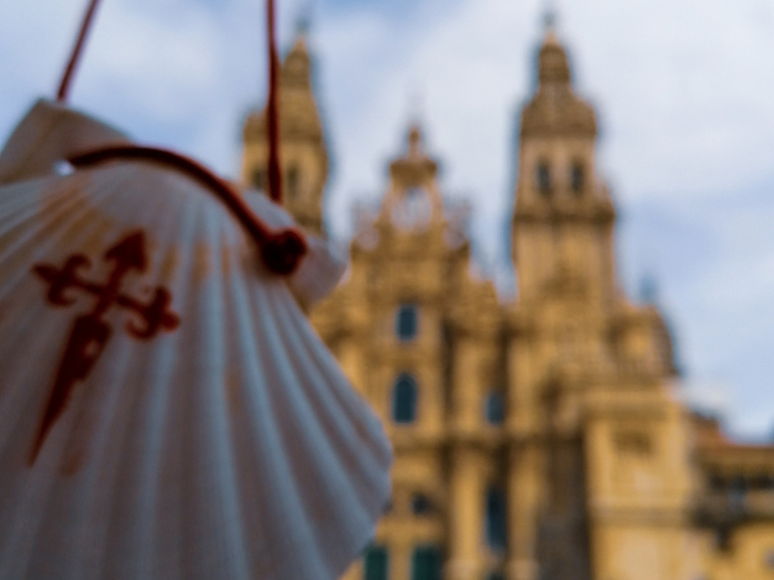 Origen y significado de la Cruz de Santiago, símbolo del Camino