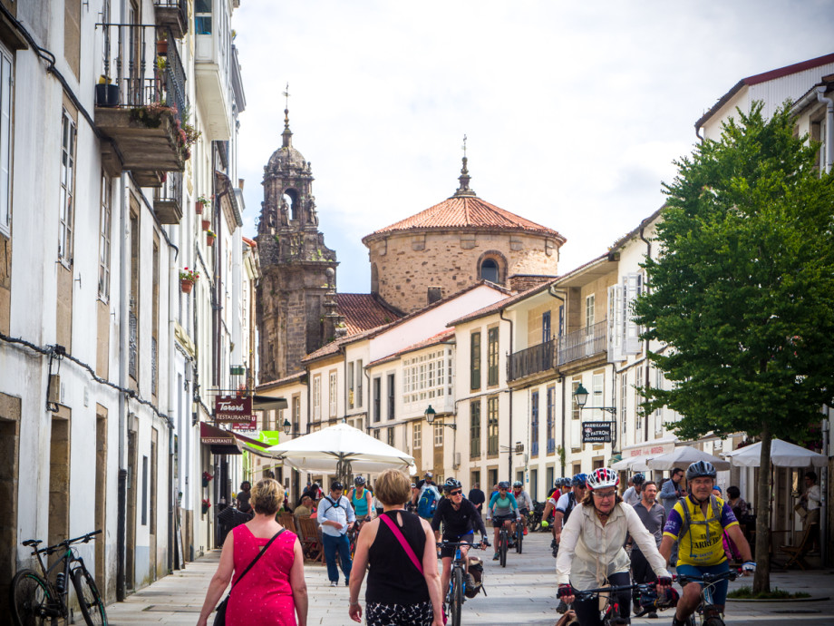 Calle Carretas, en la que se sitúa la Oficina del Peregrino