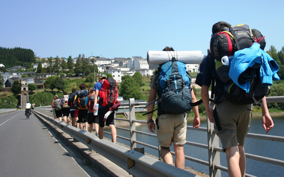 foreign pilgrims to santiago