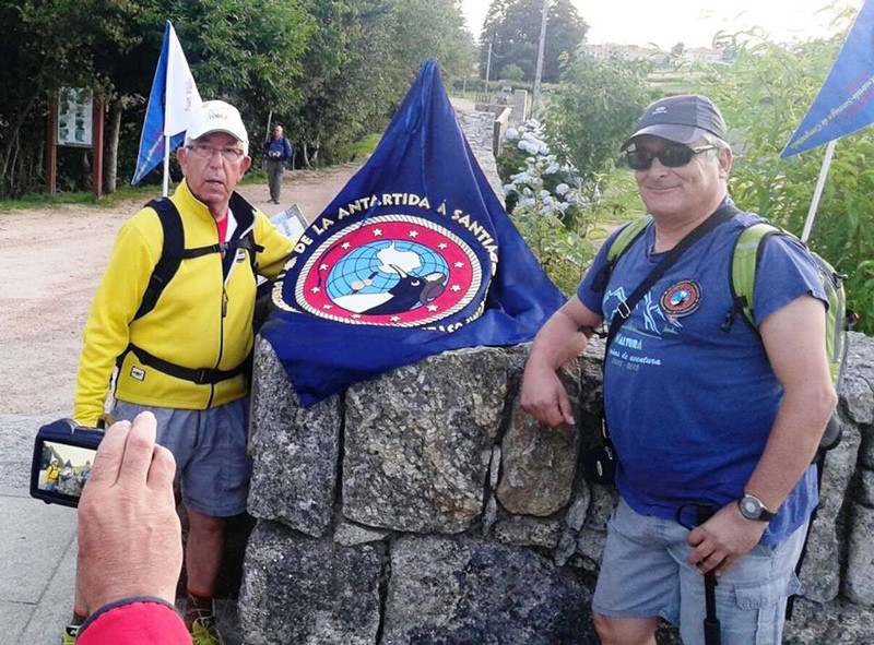 camino antartico banderín