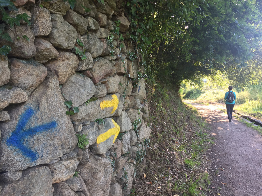 Flecha amarilla en el Camino Portugués