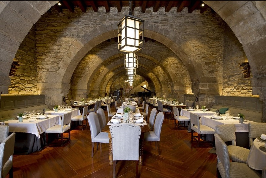 Comedor del Hostal de los Reyes Católicos, en Santiago de Compostela