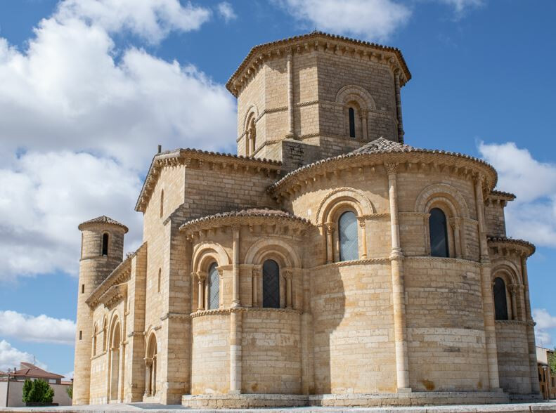 Iglesia de San Martín de Frómista, en el Camino Francés