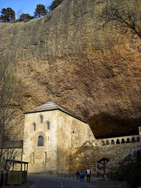 monumentos en el camino de santiago