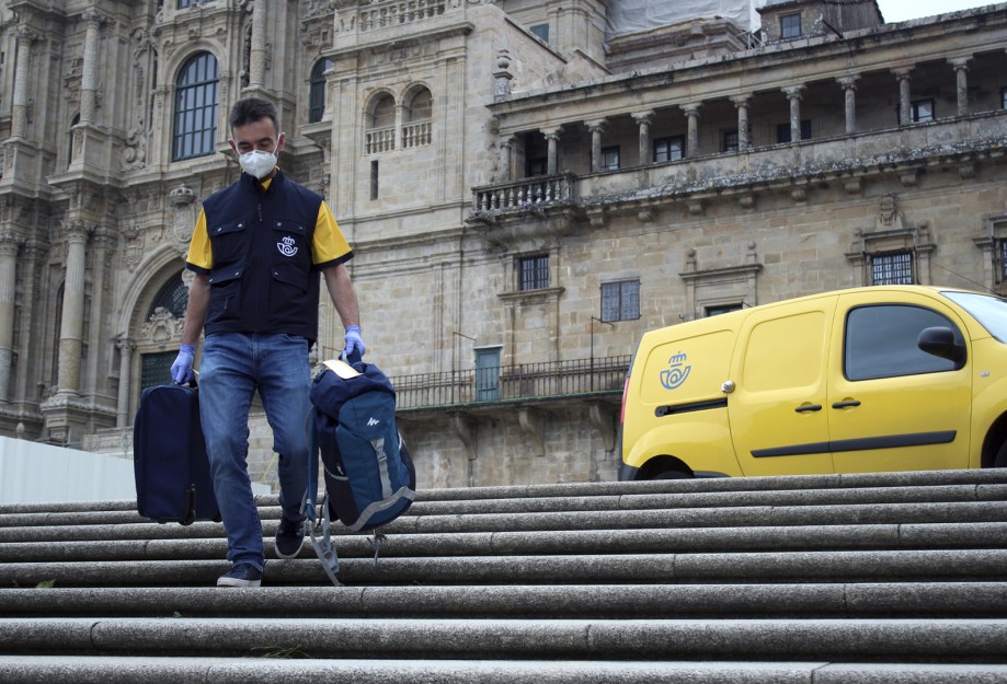 Rucksack transfer on the Camino de Santiago