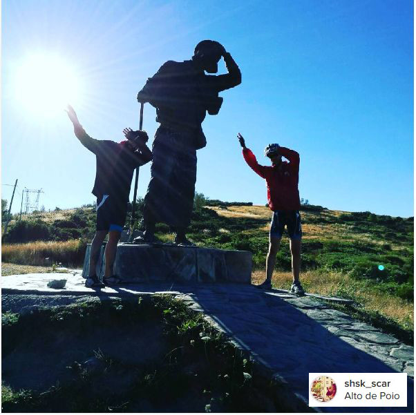 monumentos dedicados a los peregrinos y al camino