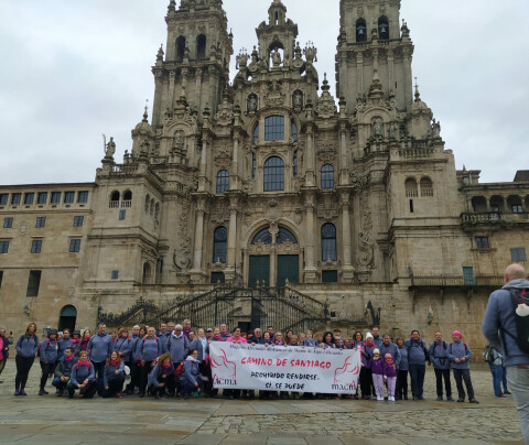 El Camino de Santiago se pinta de rosa