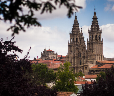 ¿Cómo llegar a Santiago de Compostela antes de hacer el Camino?