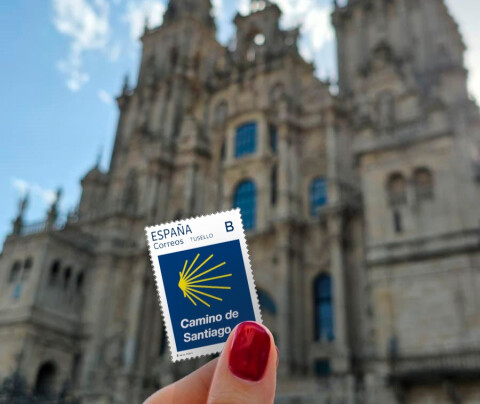 Los símbolos del Camino de Santiago se convierten en sello