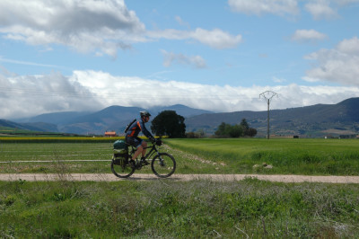 Camino de Santiago en bici: qué llevar en la mochila