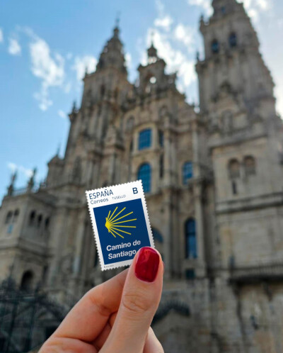Los símbolos del Camino de Santiago se convierten en sello