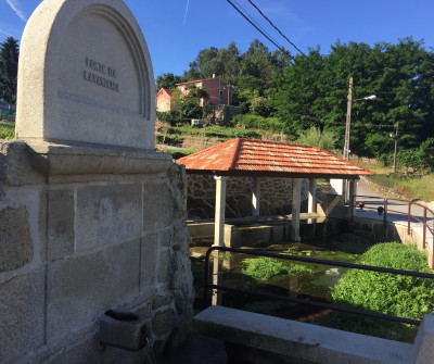 Lavadero en Arcade, tercera etapa del Camino Portugués