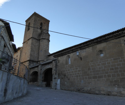 Iglesia de Artieda, localidad del Camino Francés