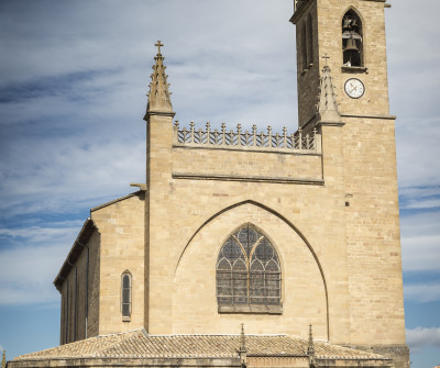 Iglesia de San Juan Bautista en Obanos