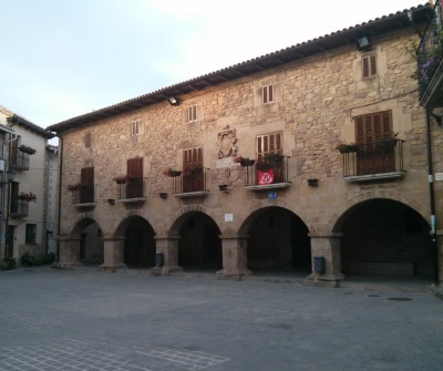 Ayuntamiento de Puente la Reina, en el Camino Francés