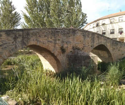 Puente sobre el río Arga en Puente la Reina
