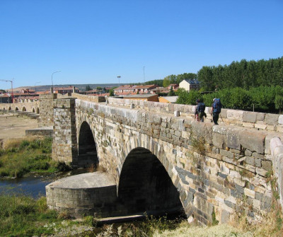Puente de Hospital de Órbigo, en el Camino Francés