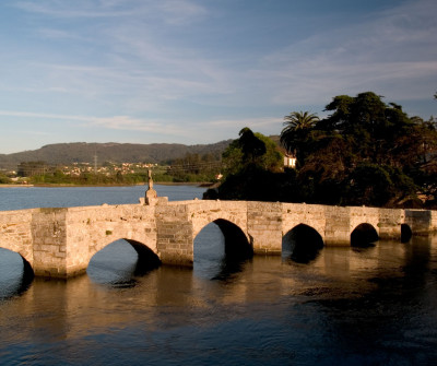 Puente romano en A Ramallosa, Camino Portugués por la Costa