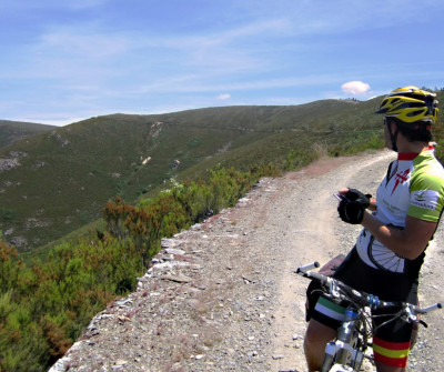 Peregrinando l legando a Laza por el Camino Sanabrés