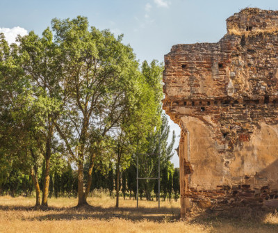 Monasterio en Granja de Moruela