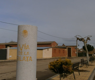 Hito en Villabrázaro